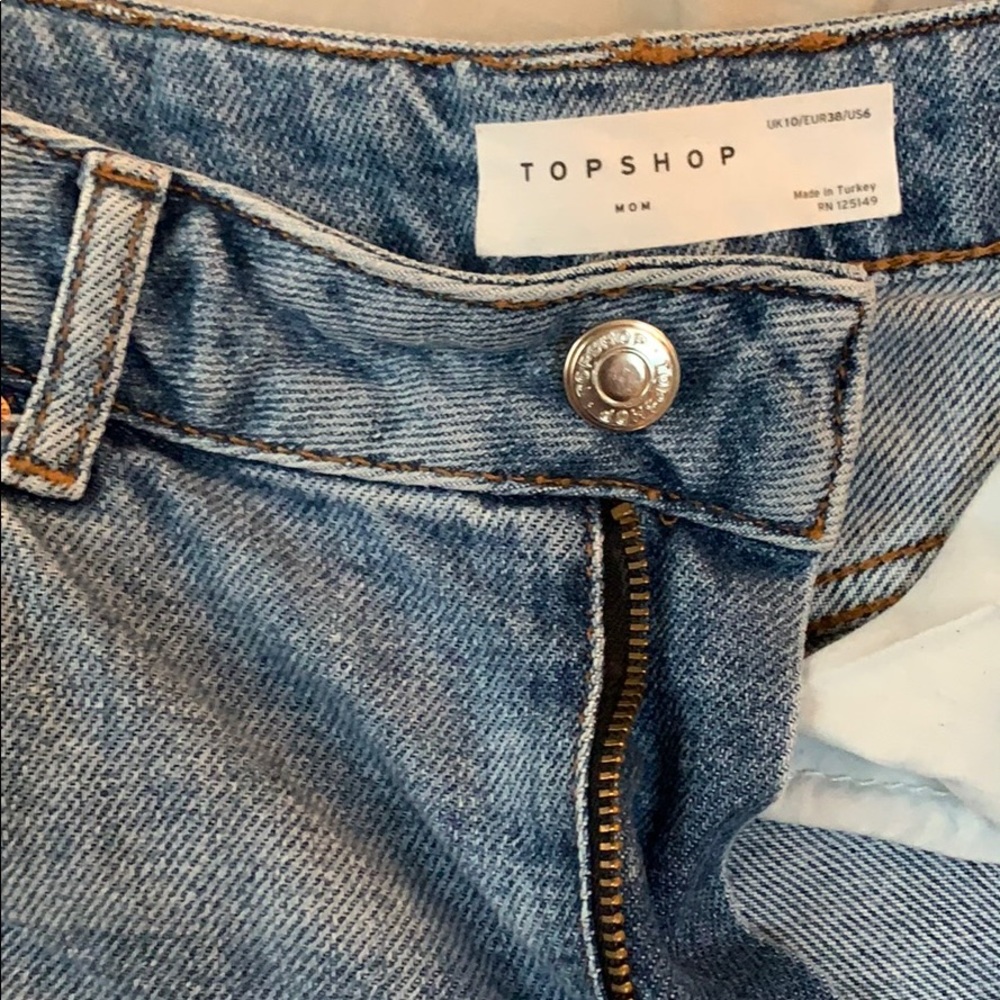 Top shop high waisted mom jean shorts in size 6